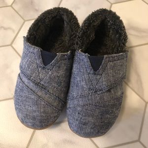 Toms toddler slippers